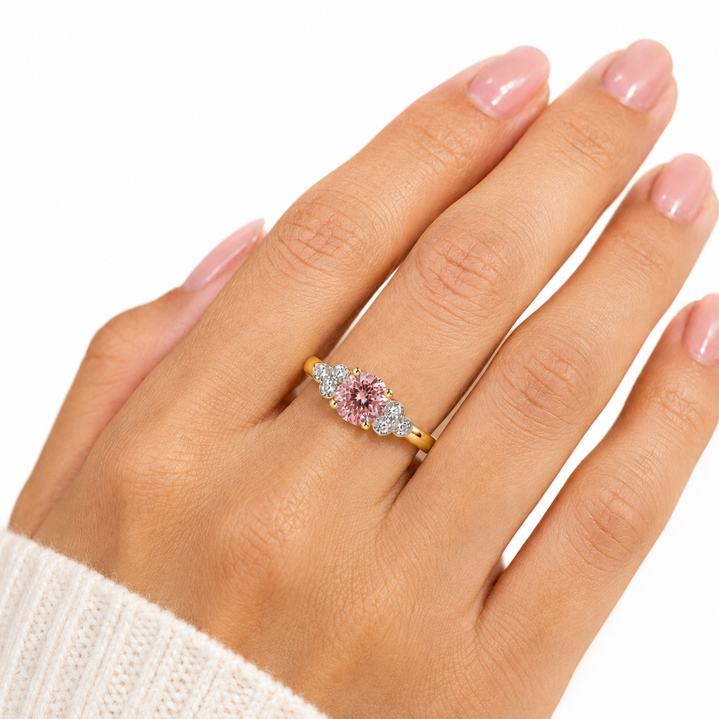 Luxury 18k Gold Pink Diamond Engagement Ring