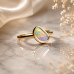 Elegant 9k Gold Australian Crystal Opal Ring
