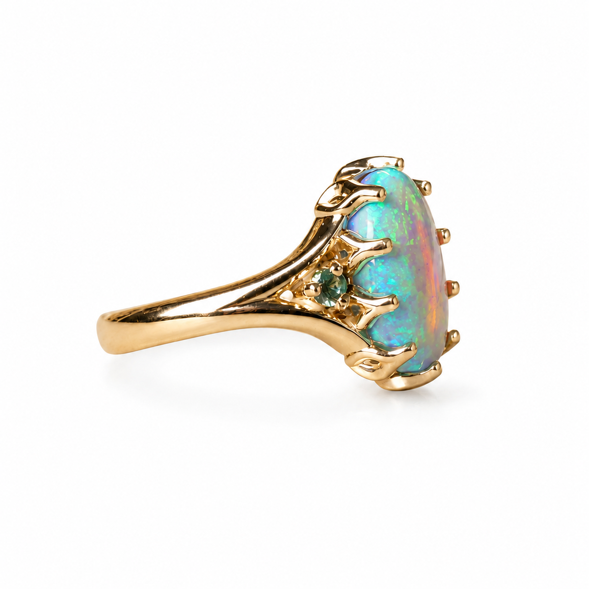 Stunning 10K Gold Australian Crystal Opal & Sapphire Ring