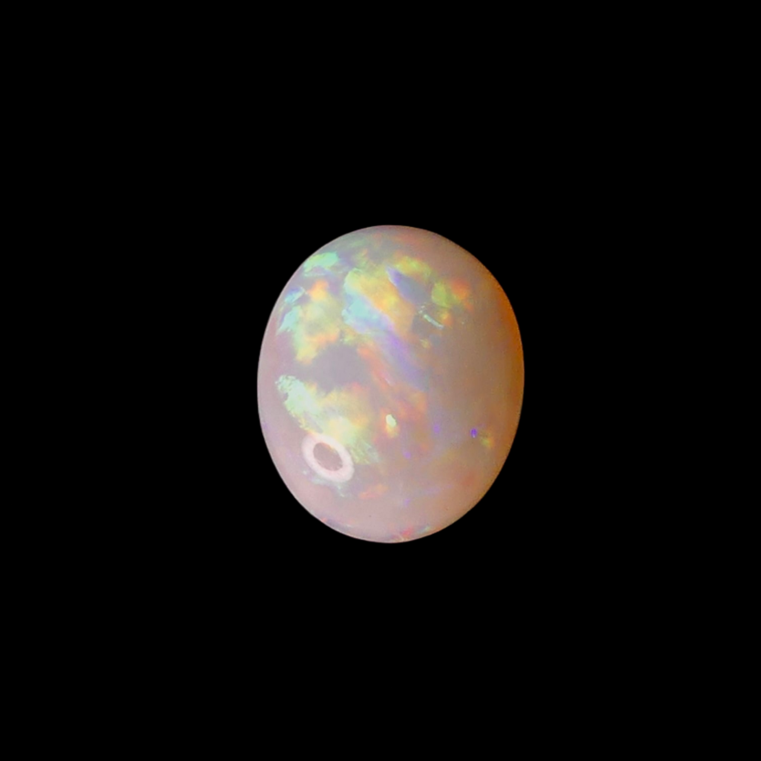 This 2.5ct Coober Pedy Opal features vibrant flashes of green, purple, and red in a directional display of color. A luxurious addition to any collection, this opal captures the natural wonder of opals

Origin- Ethically Mined in Coober Pedy Australia

Opal weight- 2.5ct Coober Pedy Opal- Directional Colour

Size- 11.4 x 9.5 x 4mm

Ready to be set into your custom piece of jewellery.