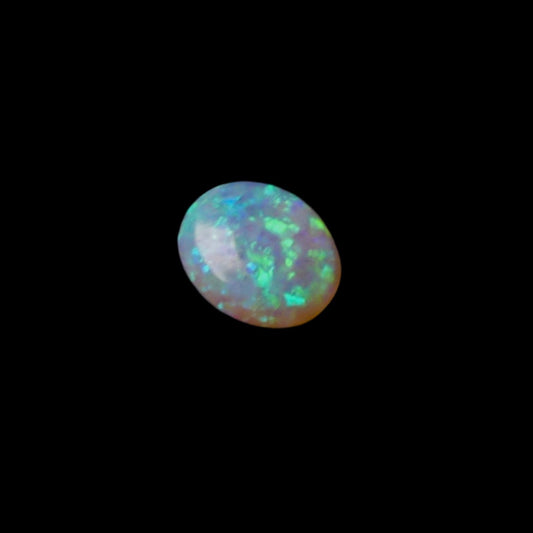 Discover the beauty of this 0.95ct Australian Crystal Opal, ethically mined from Lightning Ridge. Admire the mesmerizing blue and green tones of this truly unique gemstone.

Origin- Ethically Mined in Lightning Ridge Australia

Pattern- Displaying the highly desirable chaff pattern displaying blue green hues

Opal Weight- 0.95ct Lightning Ridge Crystal Opal

Size- 7 x 6 x 3.2m

Cut- Freeform Medium Dome Cabochon