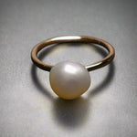 Handcrafted with a lustrous Keshi pearl, this 9k gold ring exudes elegance and sophistication. The unique shape of the pearl adds a touch of individuality, making it a stunning addition to any ensemble. Elevate your look with this luxurious and timeless piece.

Pearl- Keshi Saltwater Pearl

Setting- 9k Gold Handcrafted

Size- 5 1/4us

Handcrafted By Australian Artisans