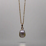Elevate your style with our Stunning Keshi Pearl 9k Gold Pendant. Crafted with expert precision and adorned with a exquisite Keshi pearl, this pendant exudes elegance and sophistication. Made with high quality 9k gold, it's a timeless piece that adds a touch of luxury to any outfit.

Pearl- Keshi Saltwater Pearl

Setting- Handcrafted 9k gold

Chain- 9k Gold 45cm in length

Handcrafted By Australian Artisans