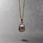 Elevate your style with our Stunning Keshi Pearl 9k Gold Pendant. Crafted with expert precision and adorned with a exquisite Keshi pearl, this pendant exudes elegance and sophistication. Made with high quality 9k gold, it's a timeless piece that adds a touch of luxury to any outfit.

Pearl- Keshi Saltwater Pearl

Setting- Handcrafted 9k gold

Chain- 9k Gold 45cm in length

Handcrafted By Australian Artisans