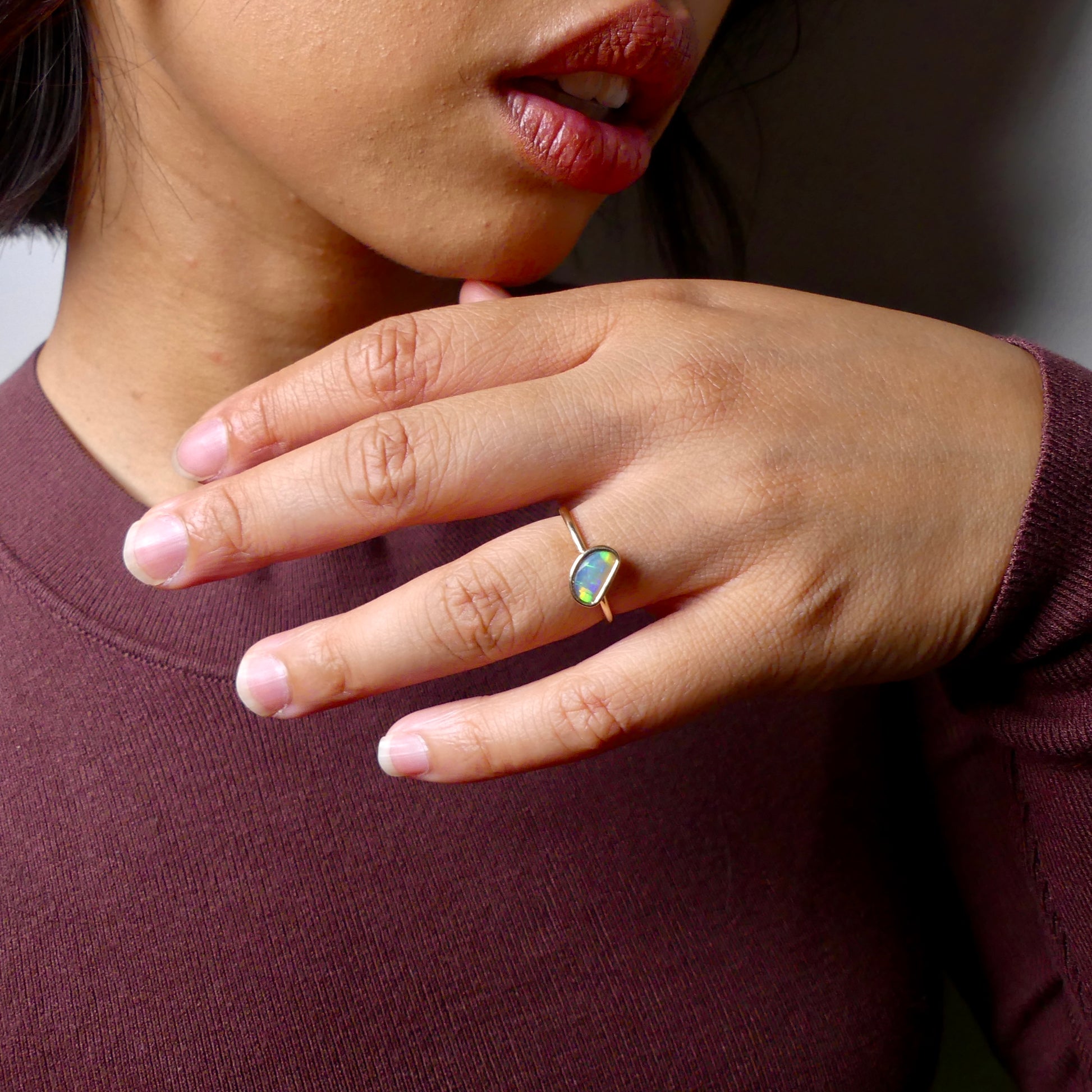 This Elegant 9ct Gold Ring is perfect for any occasion. Made with a stunning Crystal Opal from Lightning Ridge, displaying the full spectrum of colors, making it a unique and eye-catching piece. Its simple and elegant design adds a touch of sophistication to any outfit.

Origin- Lightning Ridge Australia

Opal- Australian Crystal Opal mined in Lightning Ridge Australia

Setting- 9ct solid Gold Bezel set

Size- 6 1/2 us

Designed and Handcrafted by skilled Australian Artisans