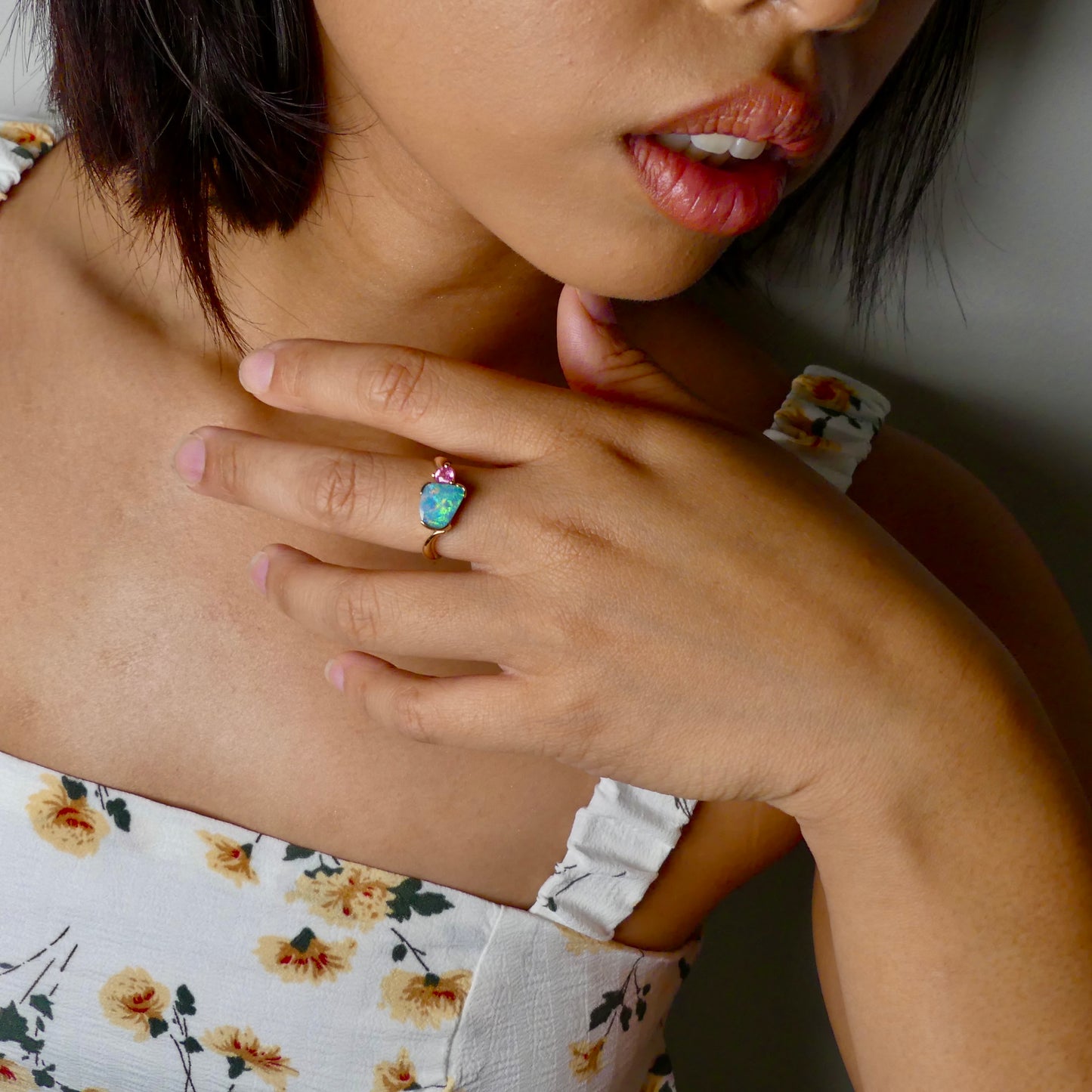 Elegant 9k Gold Australian Boulder Opal Ring