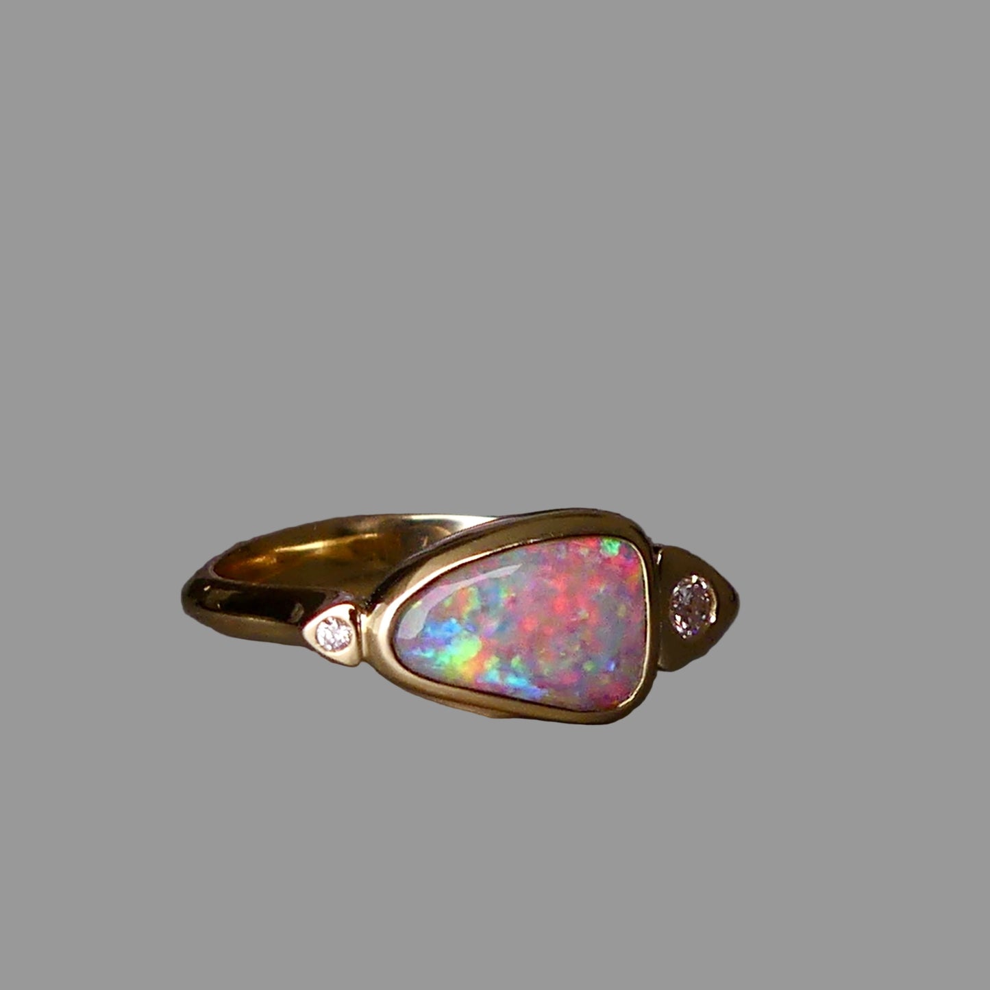 Sensational 18k Gold Australian Boulder Opal Ring