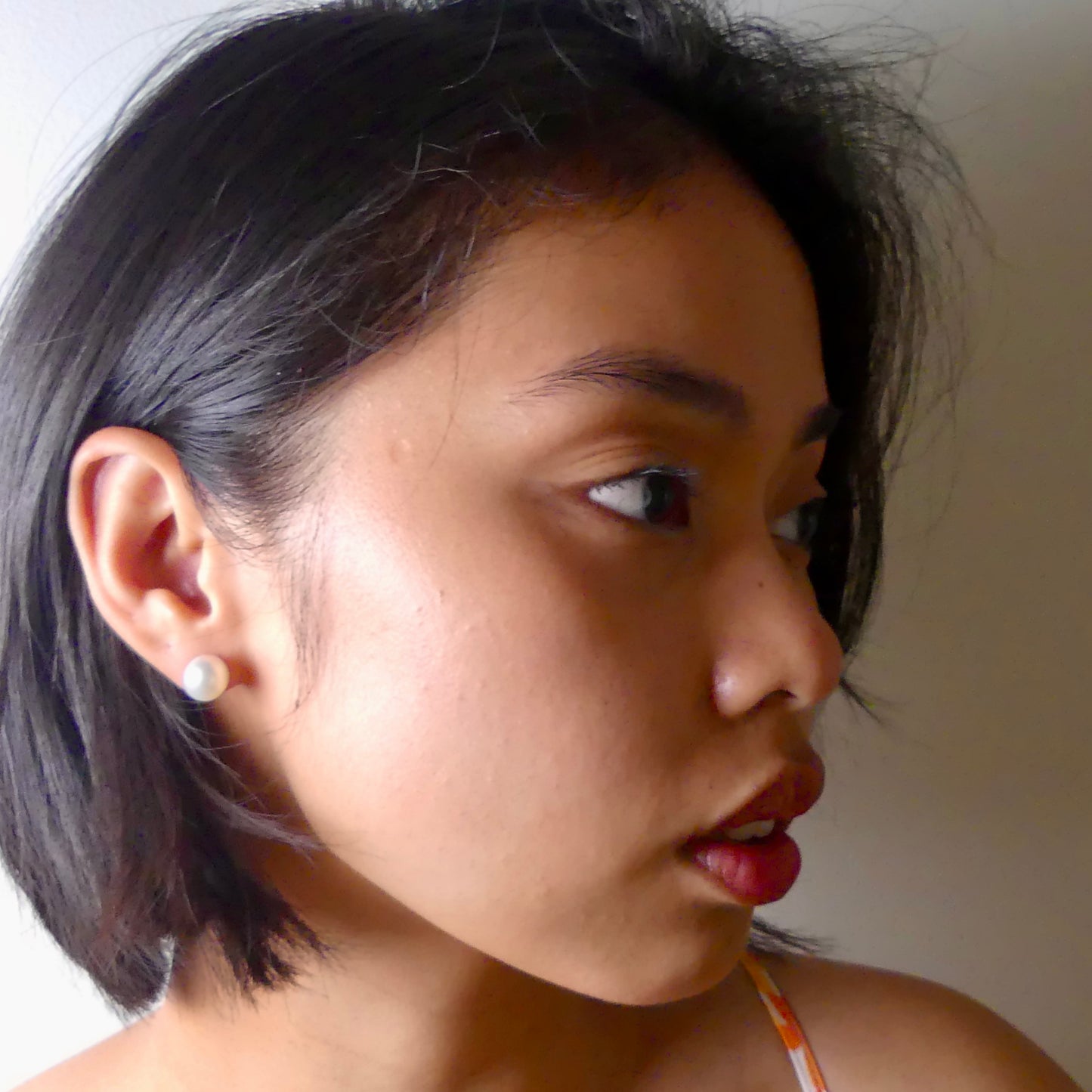 Beautiful South Sea Pearl 9k Gold Stud Earrings